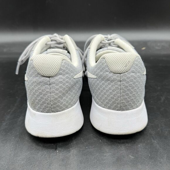 Nike Tanjun Gray Running Shoes Sneakers Womens Size 8.5 812655-010 - Picture 4 of 7